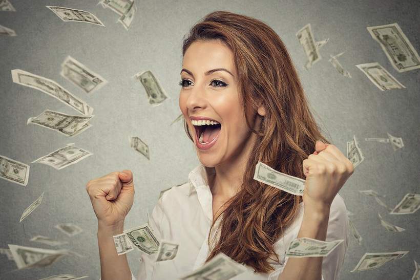 Father Wins $400,000 Lottery Jackpot During Visit to Daughter in North Carolina